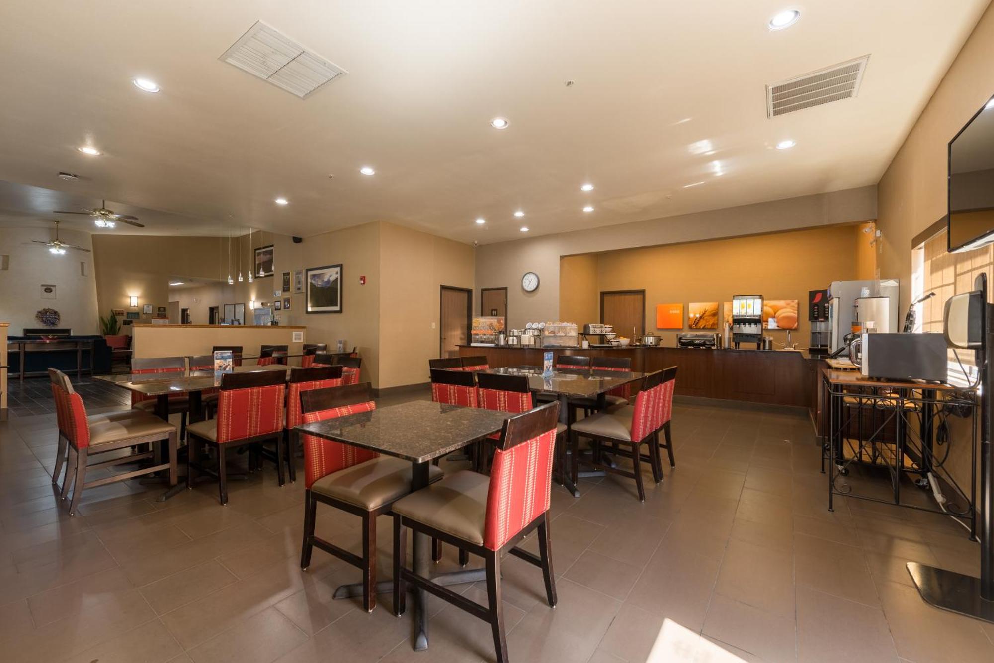 Comfort Inn & Suites אלאמוסה מראה חיצוני תמונה